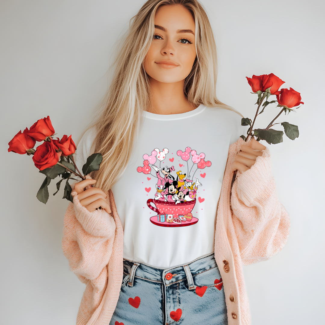 💖✨ Camiseta de San Valentín Disney – Magia y Amor en Cada Estampado! ✨💖